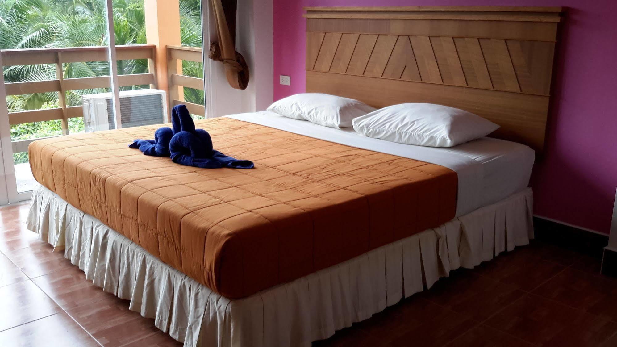 N.D.Hotel Ko Lanta Esterno foto